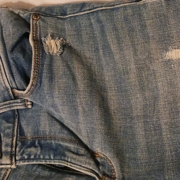 Abercrombie & Fitch jeans with embroidery - Picture 13 of 17